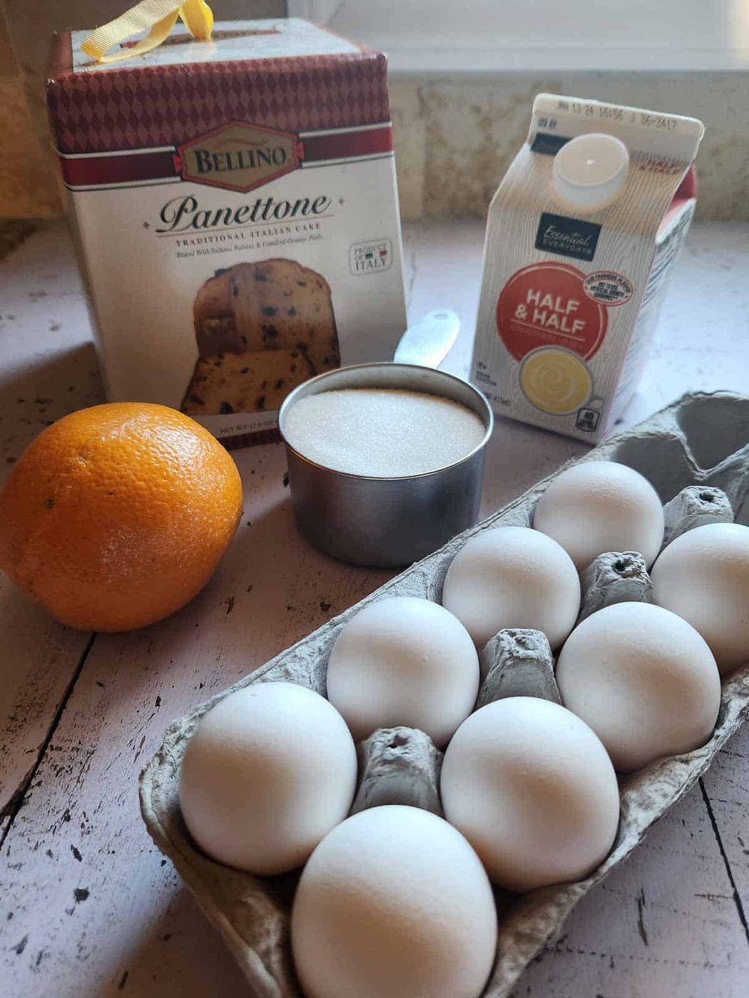 Ingredients for panettone bread pudding.
