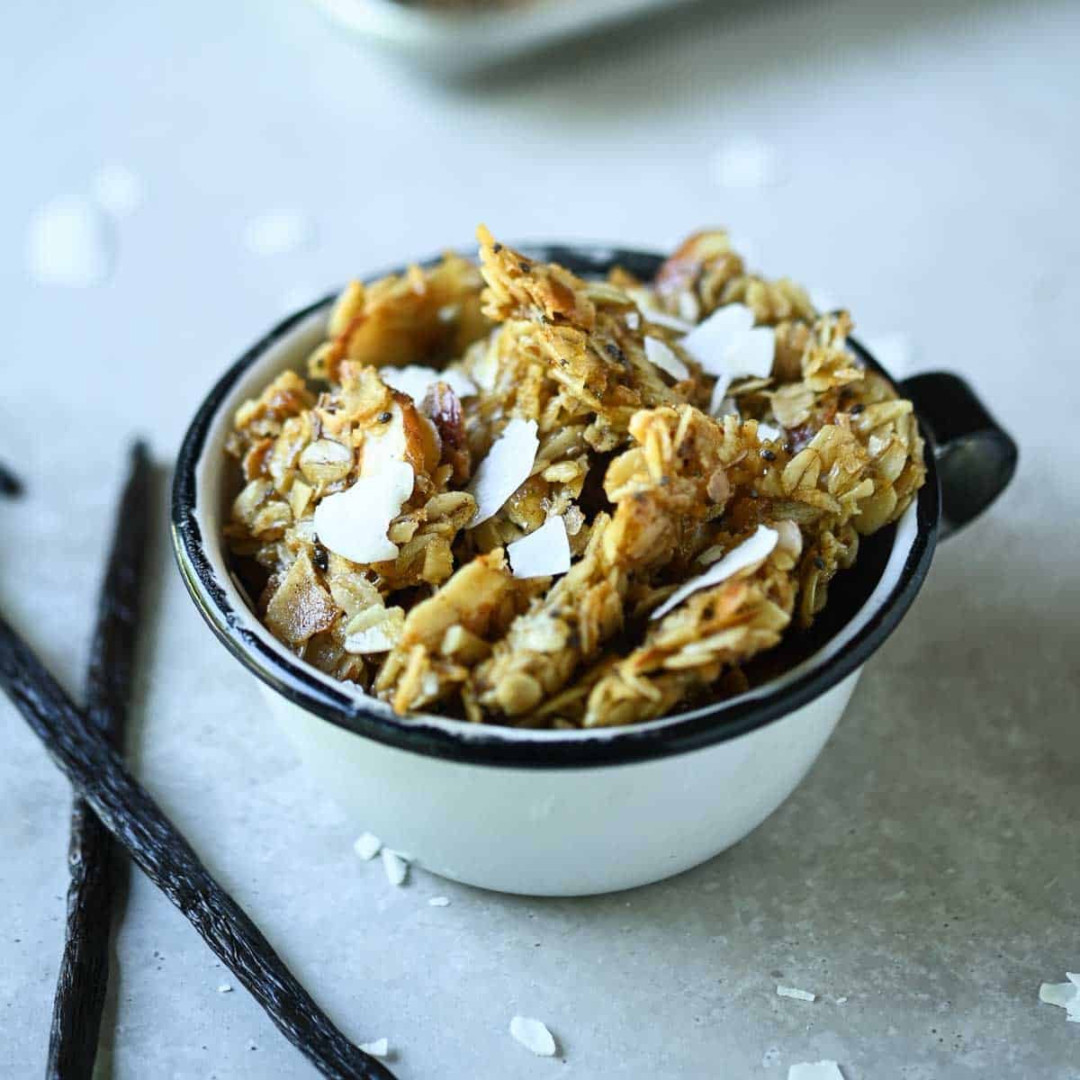 Vanilla Coconut Granola