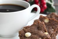 Gingerbread Keto Blondie Bliss