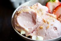 Creamy Strawberry Cottage Cheese Delight