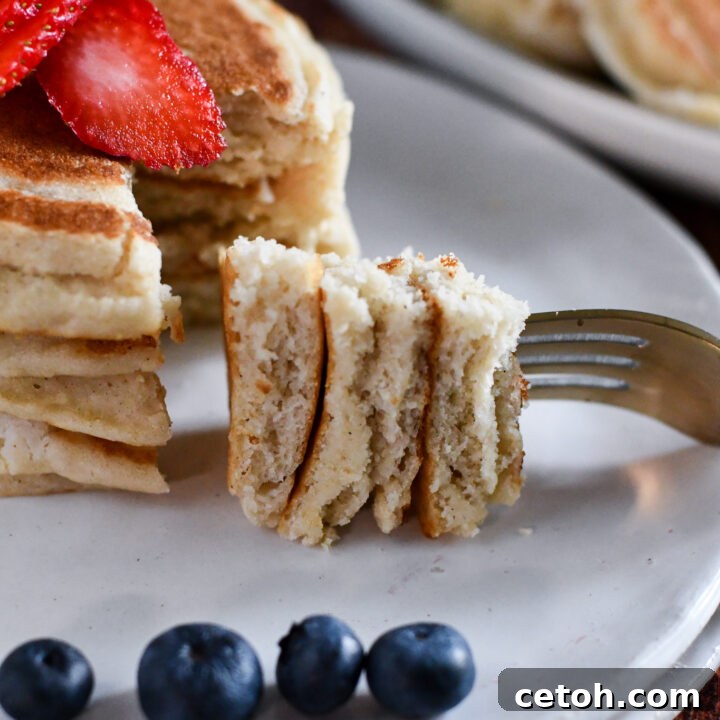 Learn how to make fluffy pancakes without eggs in just minutes! This foolproof recipe is perfect for a quick breakfast or brunch. 🍽️🥞 #easybreakfast #eggfree