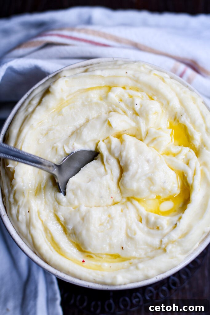 Foolproof Instant Pot Mashed Potatoes 2 Whip up hassle-free Thanksgiving magic with our recipe for Easy Instant Pot Mashed Potatoes. Achieve perfectly creamy spuds every time.
