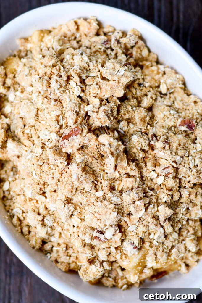 Experience the magic of our Quaker Oats Apple Crisp recipe! 