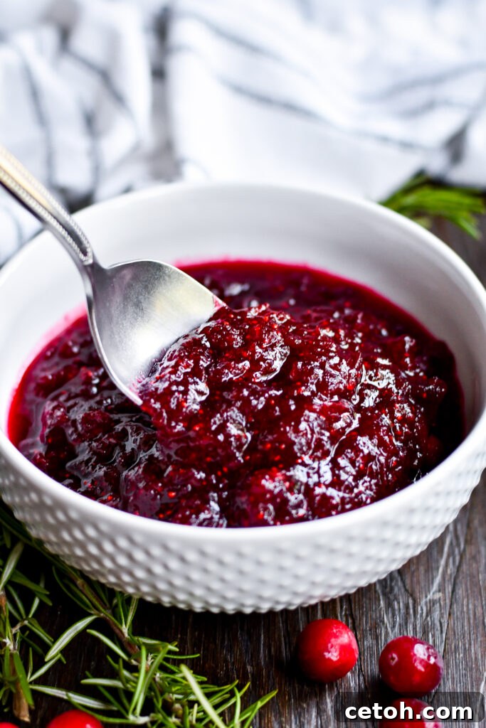 Add a burst of flavor to your Thanksgiving table with our Easy Cranberry Sauce recipe, an essential among Thanksgiving side dishes.