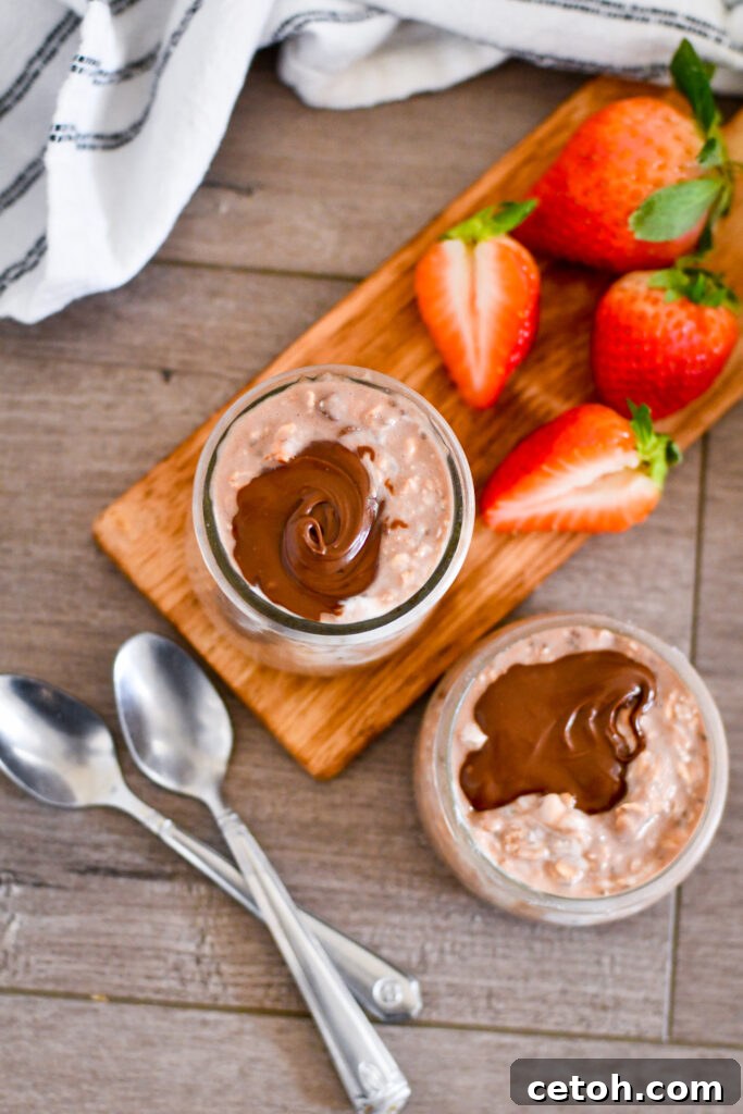 Indulge in a chocolatey breakfast that’s actually good for you! These creamy overnight oats are full of fiber, protein, and rich cocoa flavor.
