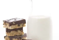 Peanut Butter Chocolate Crunch Bars