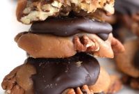 Decadent Keto Turtle Clusters