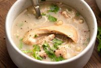 Creamy Keto White Chicken Chili