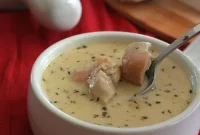 Flavorful Roasted Garlic Chicken Soup: Low Carb and Gluten Free Comfort