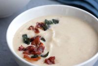 Golden Roasted Cauliflower Bisque
