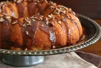 Keto Caramel Pecan Coffee Cake