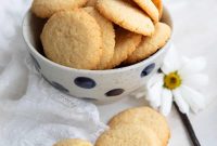 Light Vanilla Keto Crisps