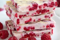 Keto Frozen Yogurt Bark with Berries and Nuts